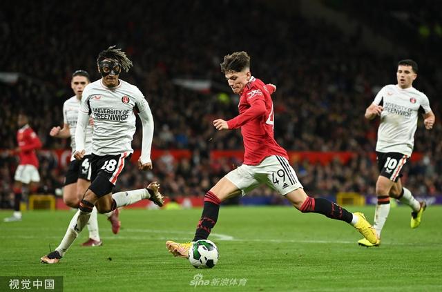 球员们很容 球员们很容